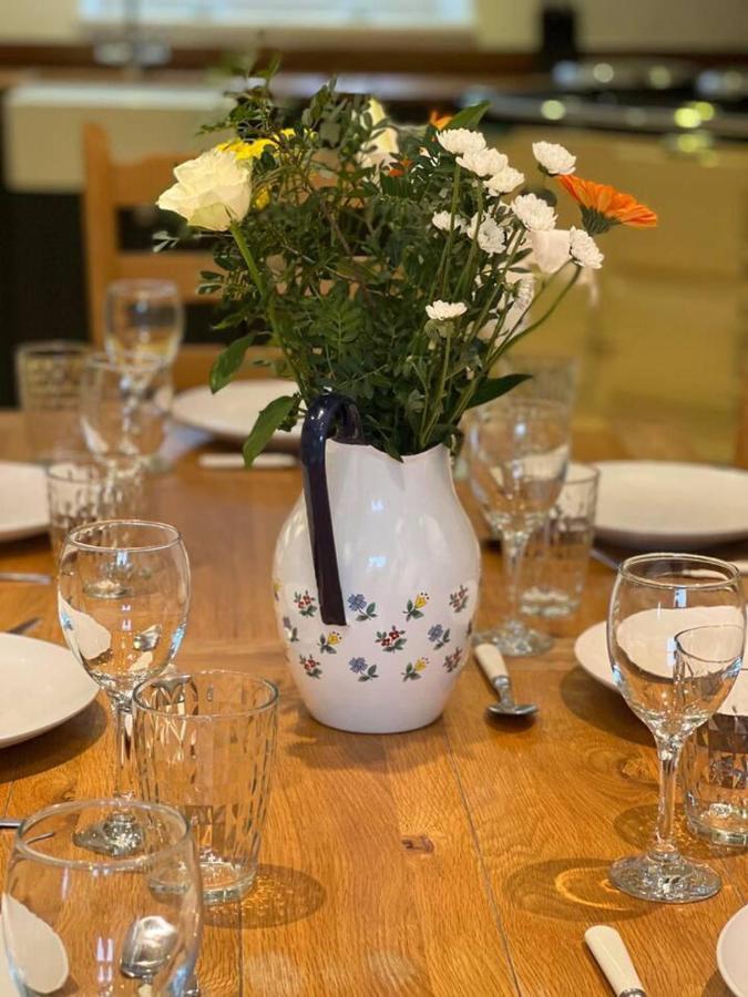 Stunning 4-Bed Grade II House In The Lake District Wigton Екстер'єр фото